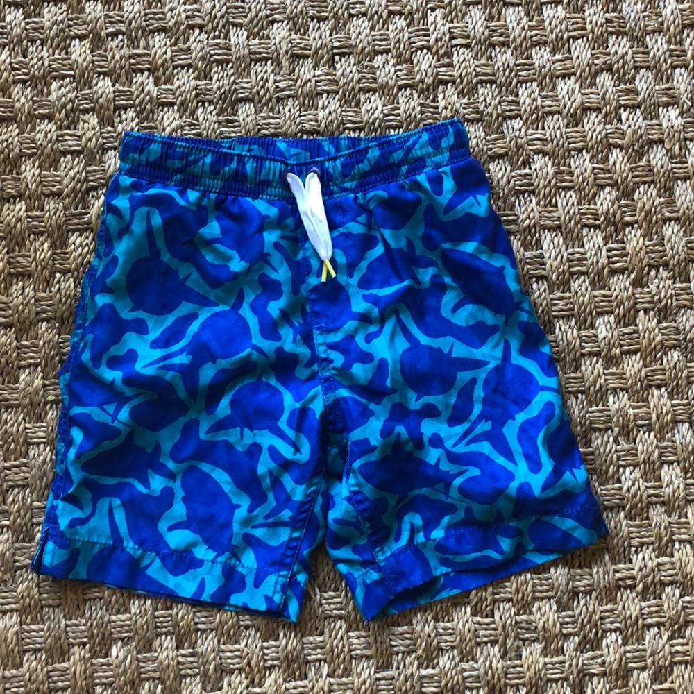 Lands’ End Boys swum trunks. Size M (5-6)